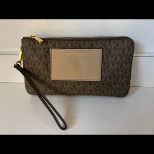 Michael Kors Double Zip Wristlet